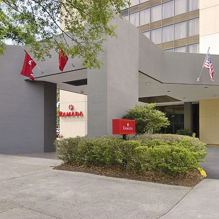 Ramada By Wyndham Augusta Downtown Hotel & Conference Center Exterior foto